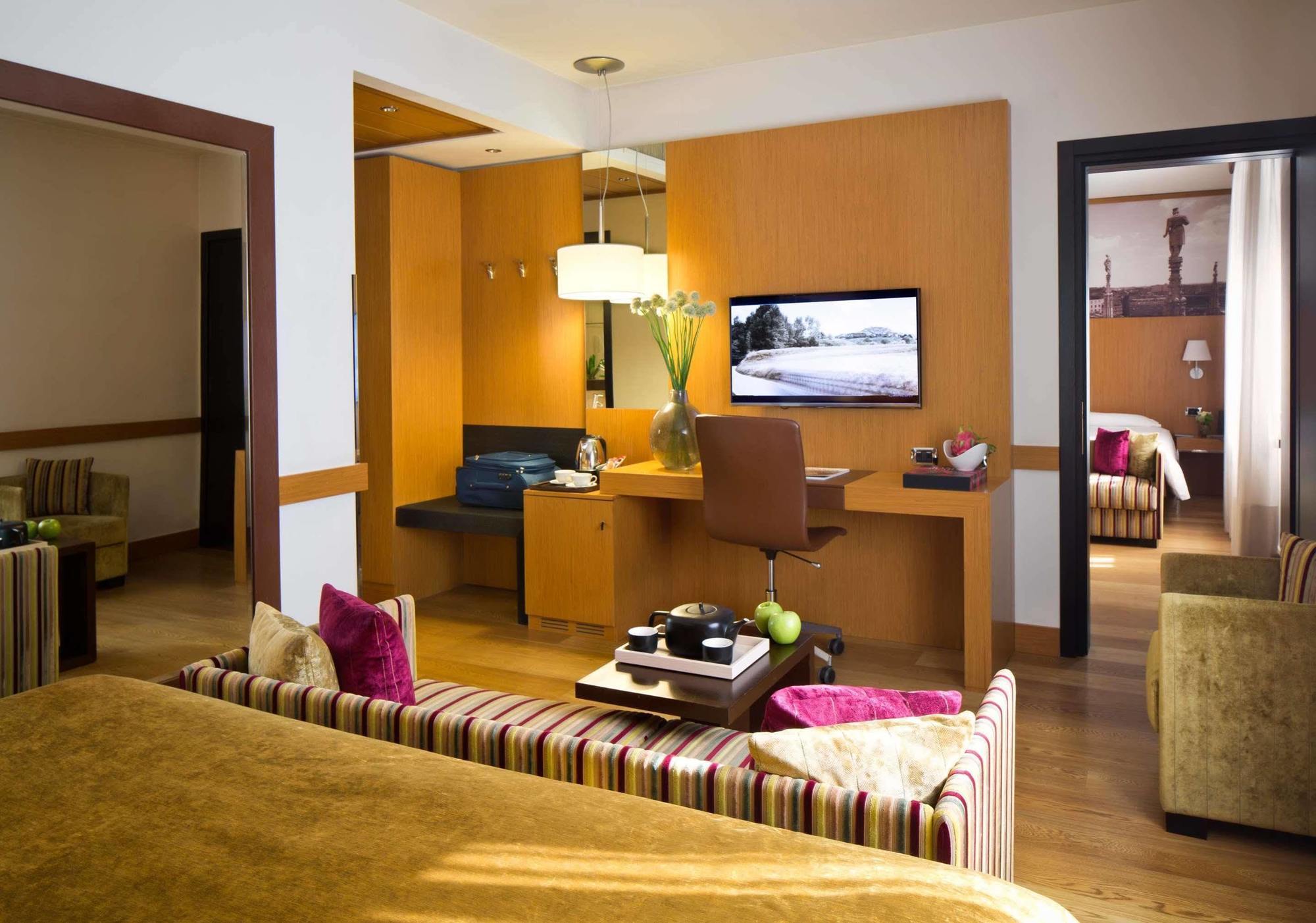 Starhotels Tourist Hotel 4*