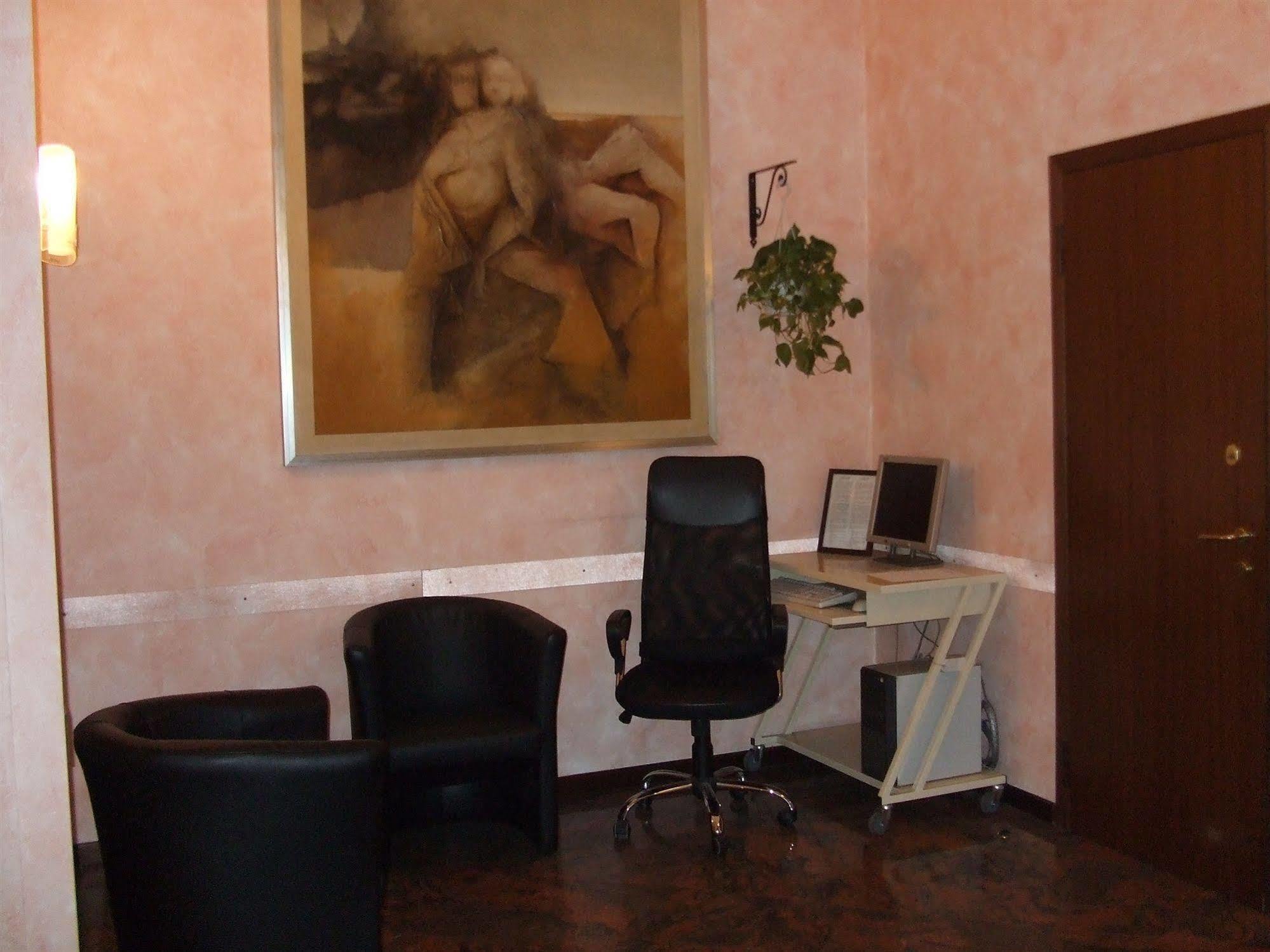 Lepontina Aparthotel