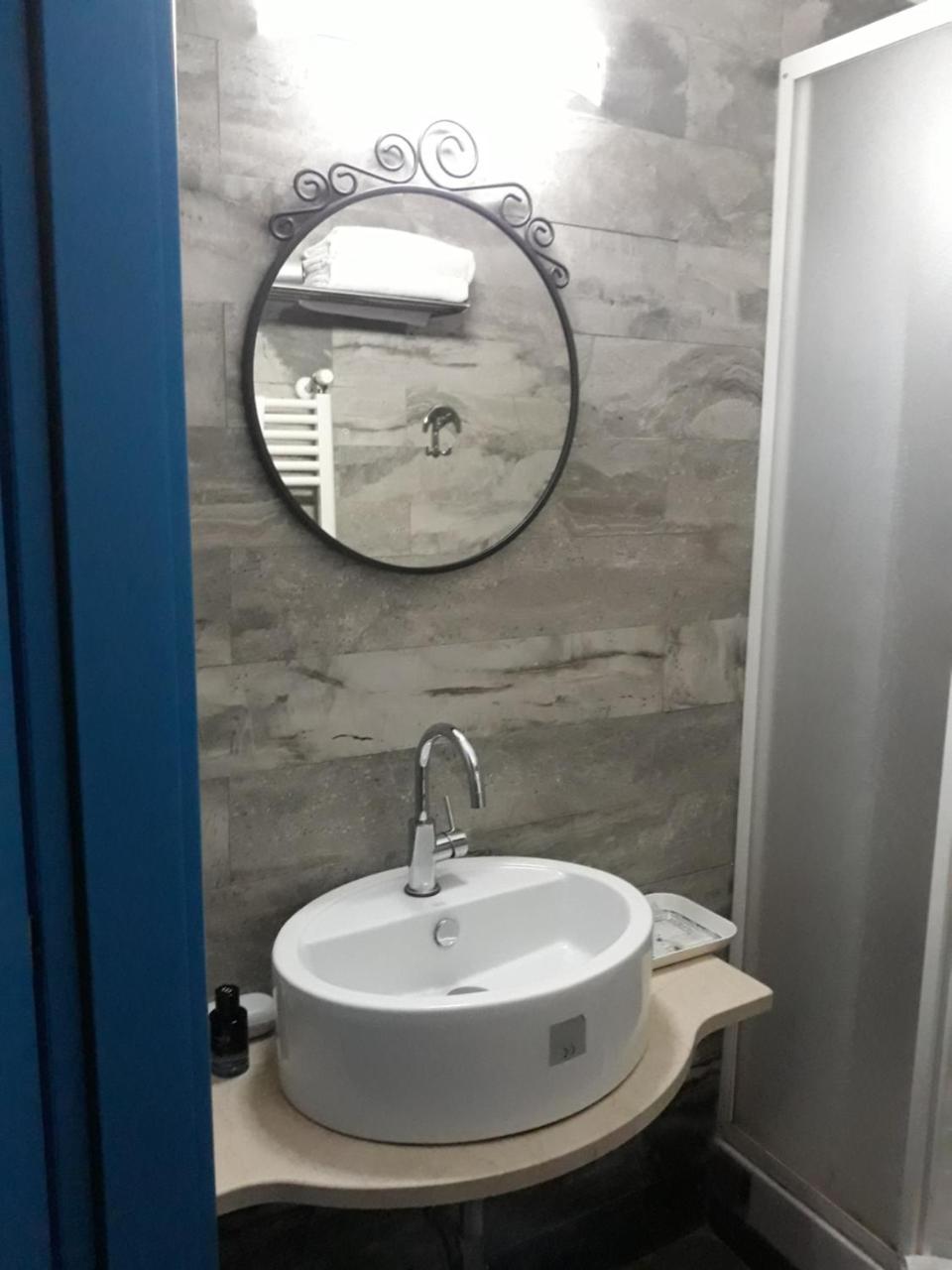 Sira House Guest house
