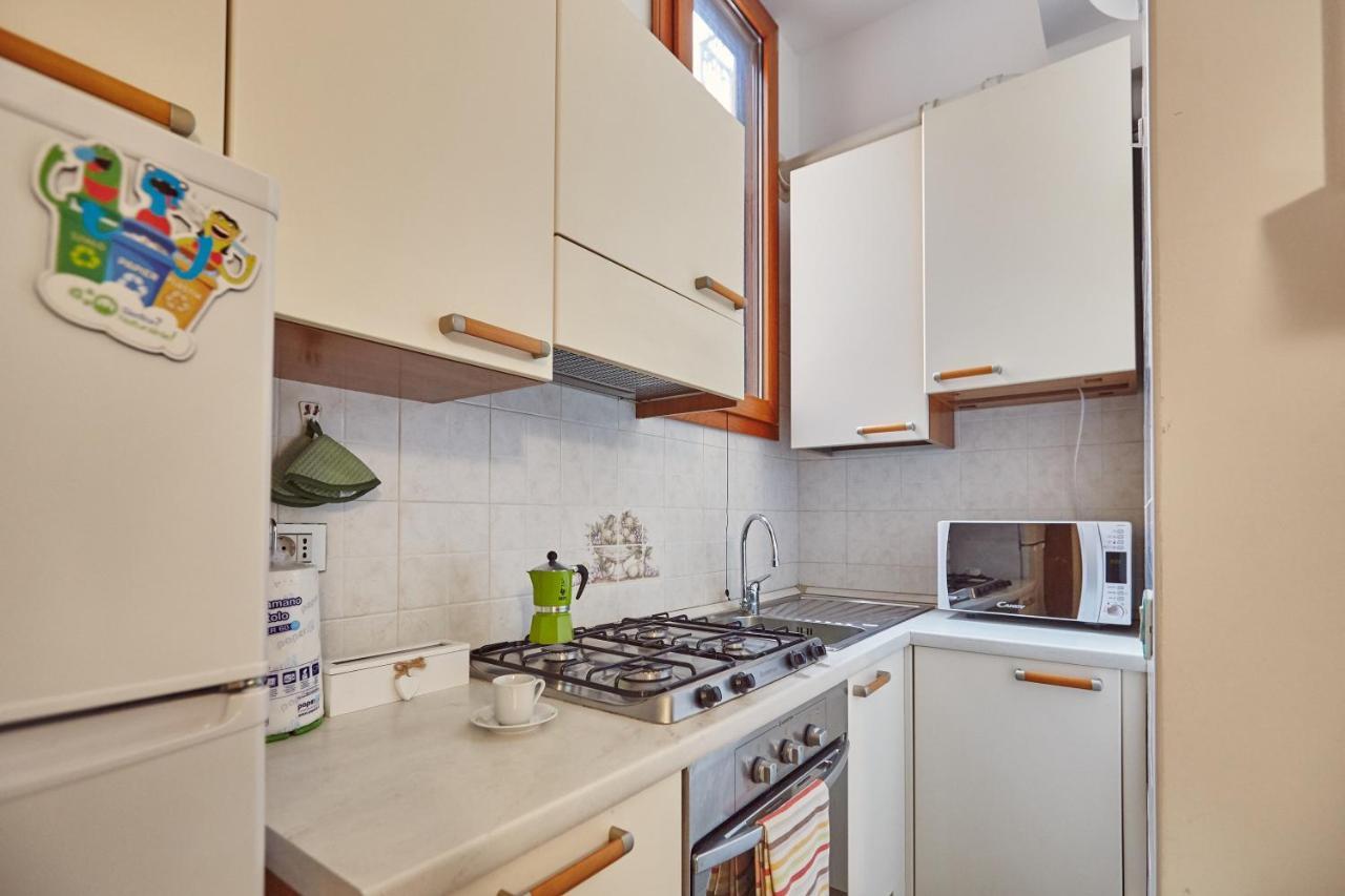 Tortona Design Flat