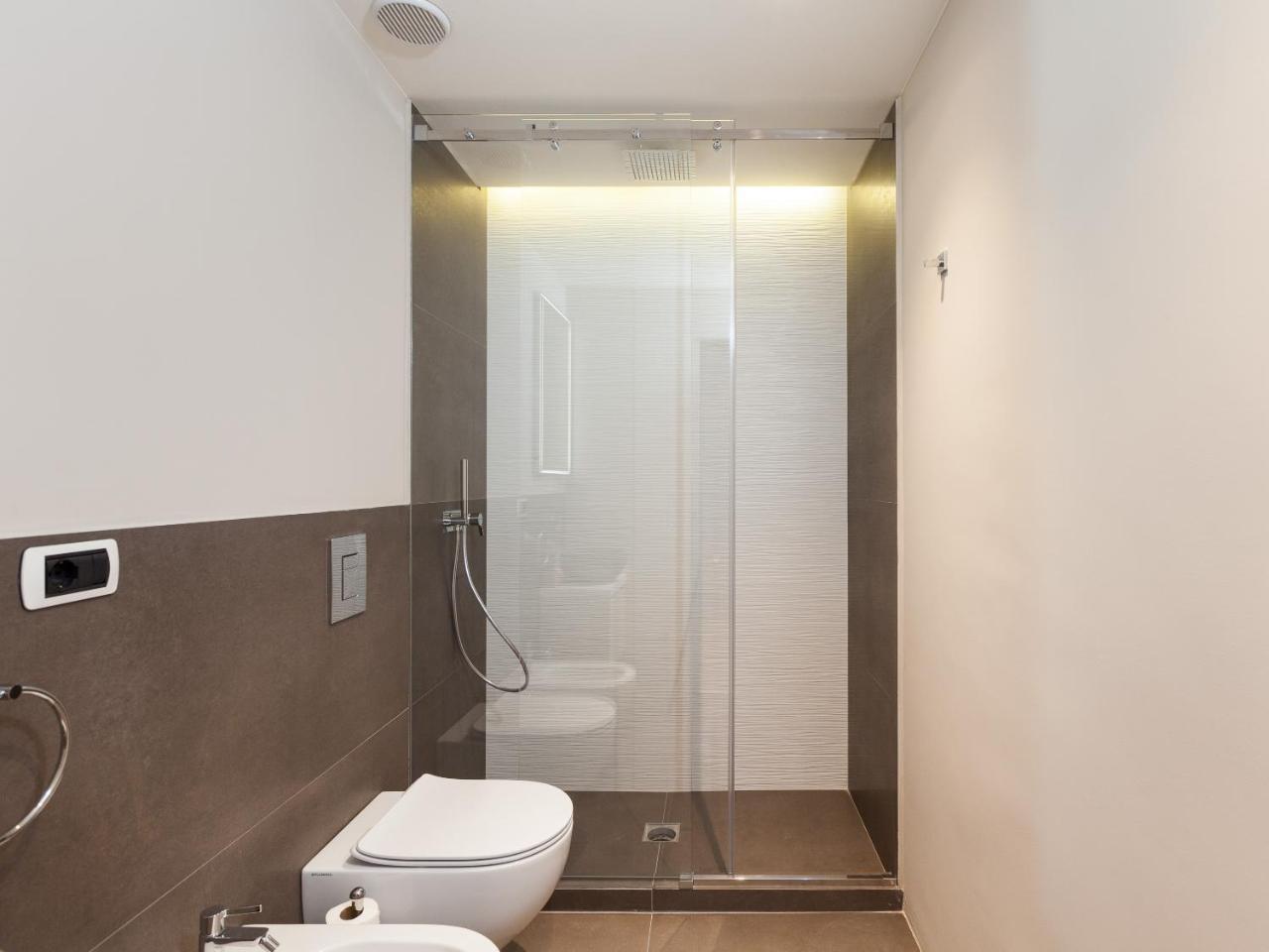 Easyhomes-duomo & *