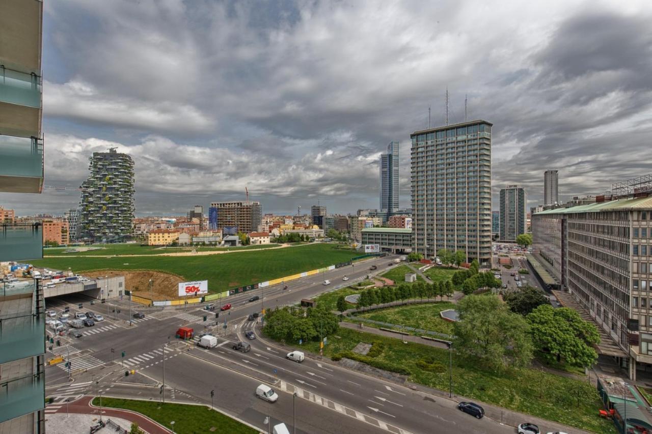 Apartment Stylish Elegant In Torre Solaria With Exclusive Milan's View