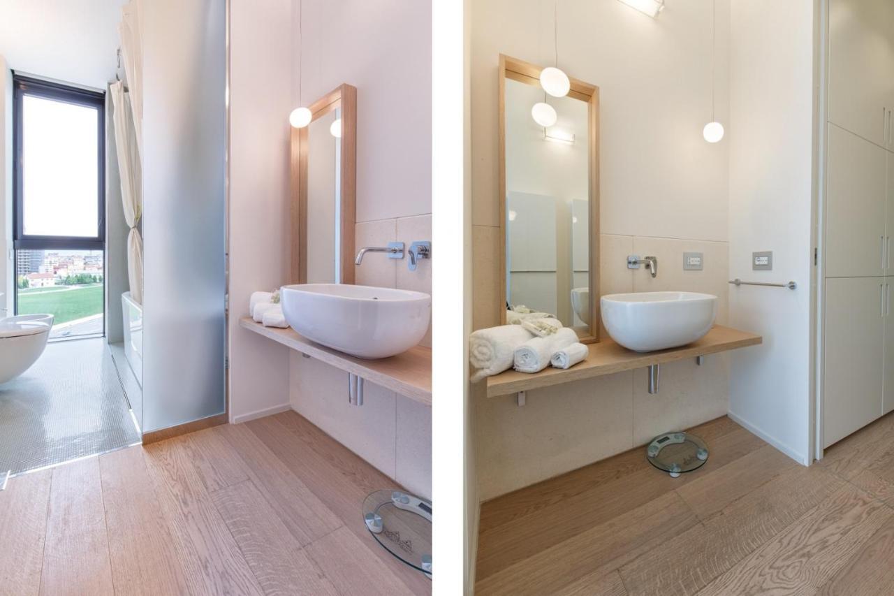 Apartment Stylish Elegant In Torre Solaria With Exclusive Milan's View