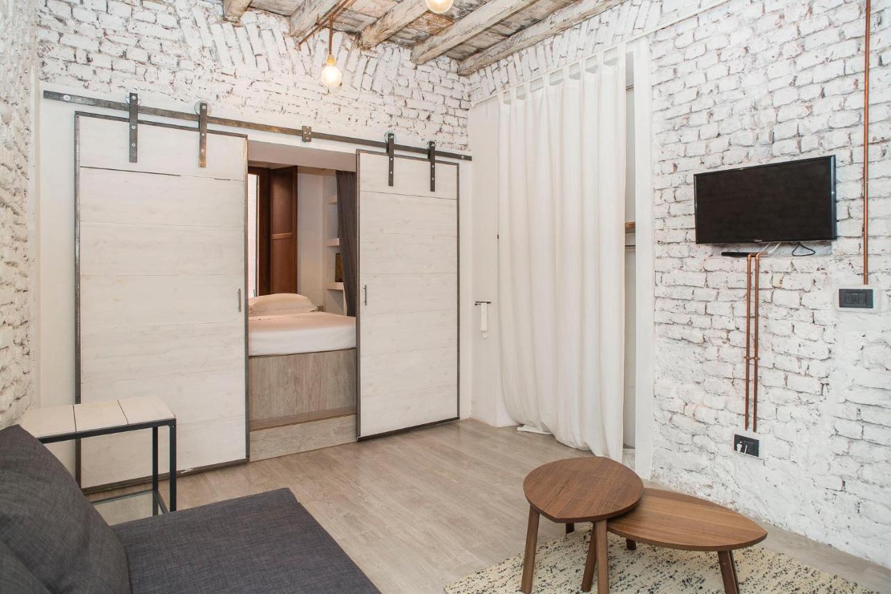 Apartment Living - Via Brera 23