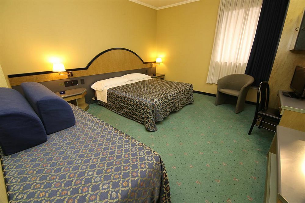 Domenichino Hotel