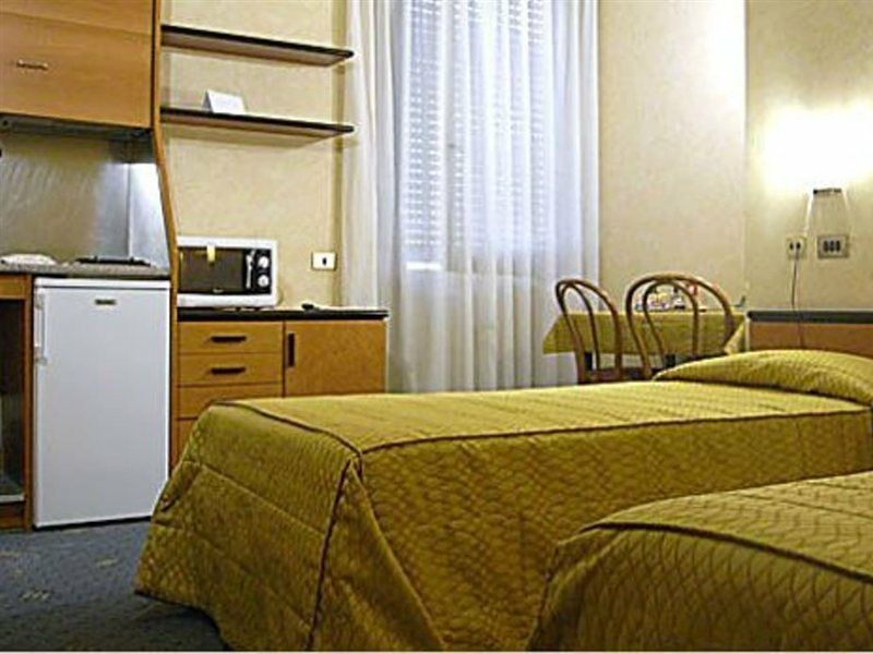 Lepontina Aparthotel 3*