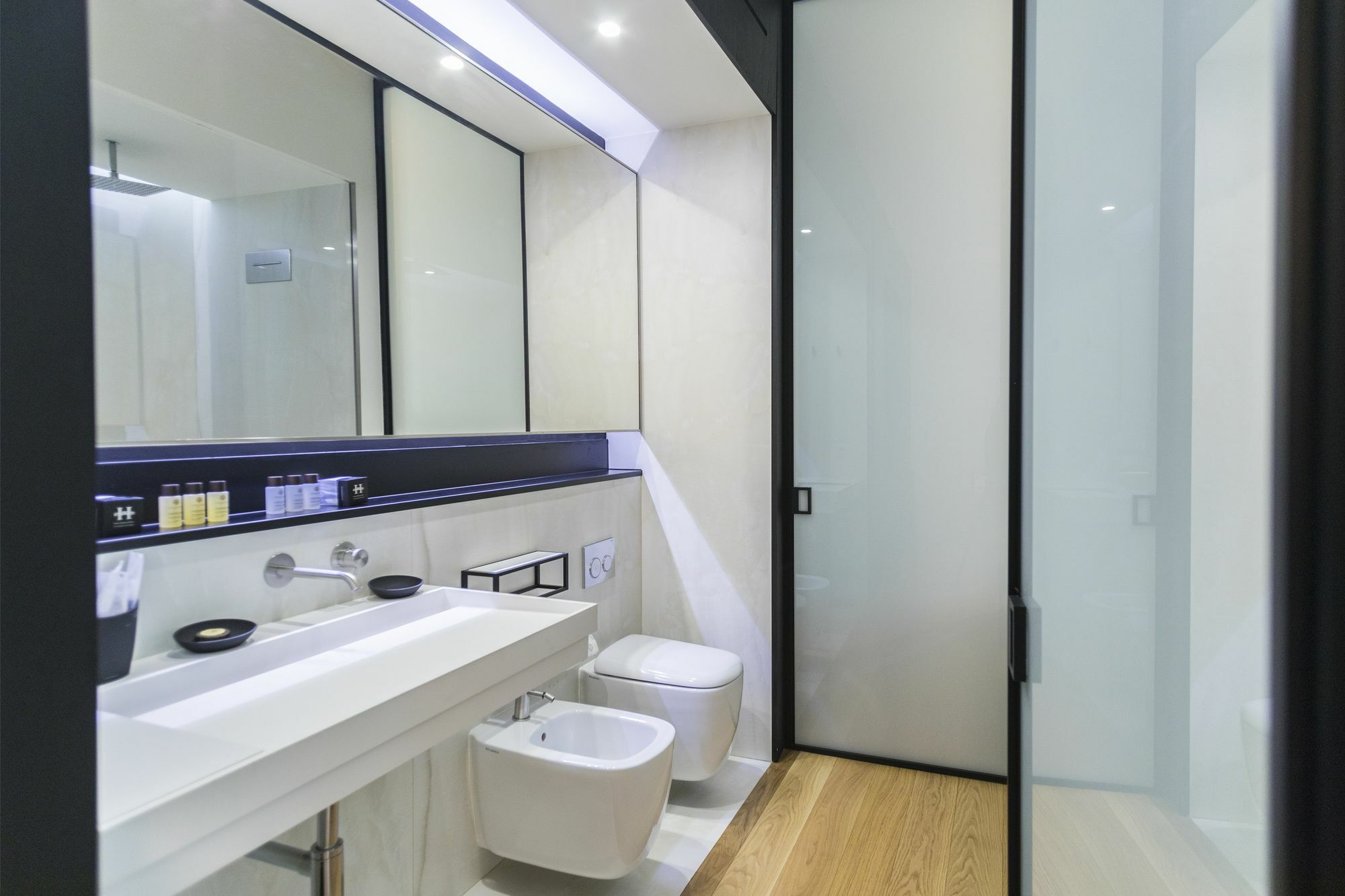 Apartamento Hemeras Boutique House Foscolo Milão