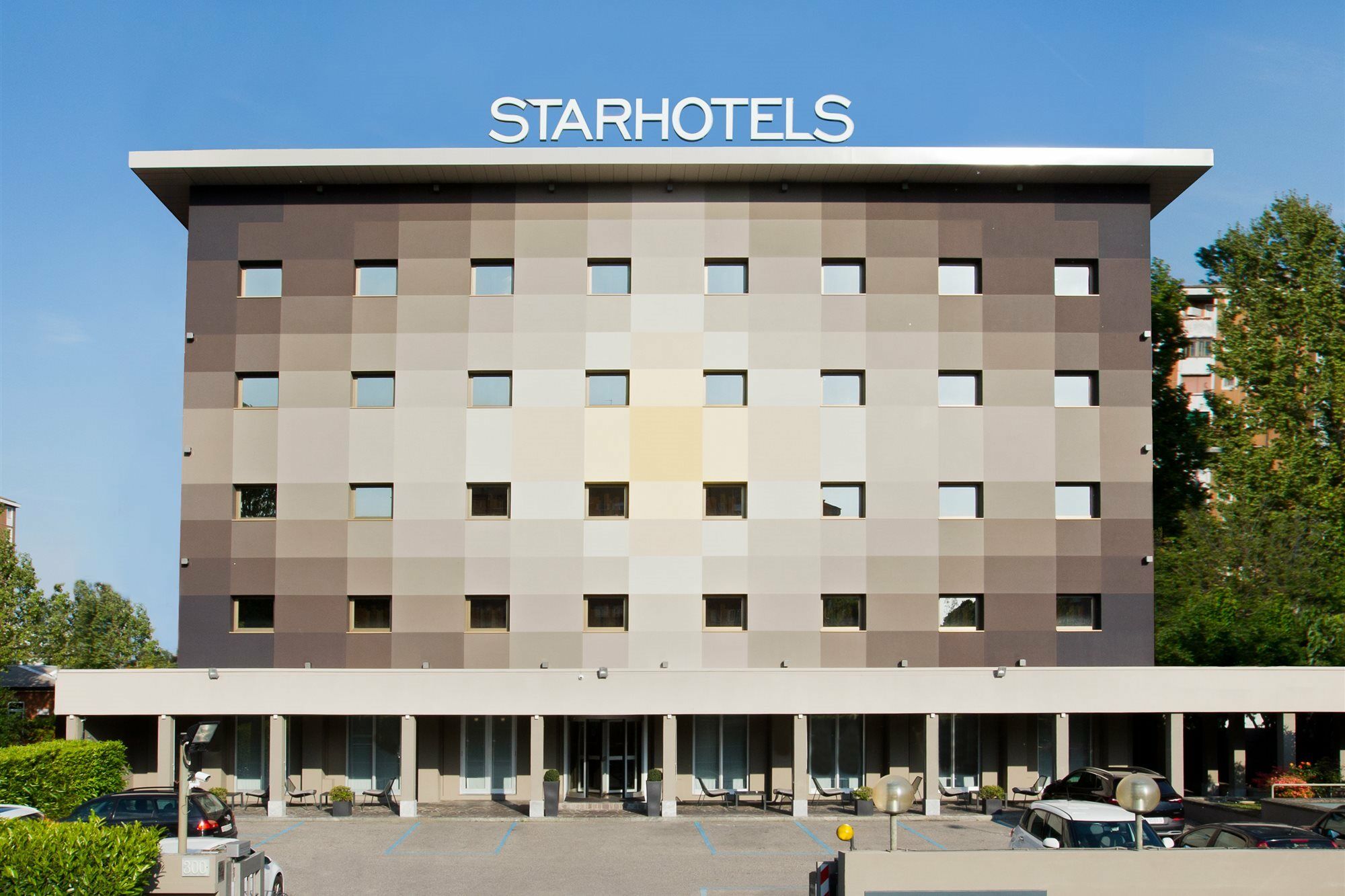 Starhotels Tourist Hotel