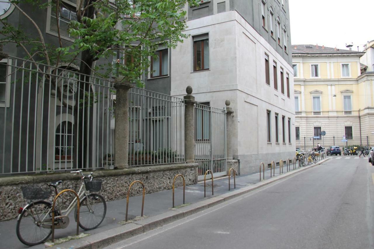 Apartment Basement Turati 3 -consulates District Milan
