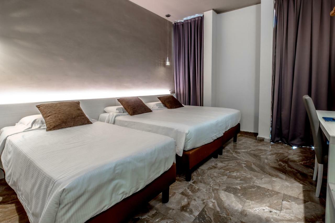 Canova Hotel 3*