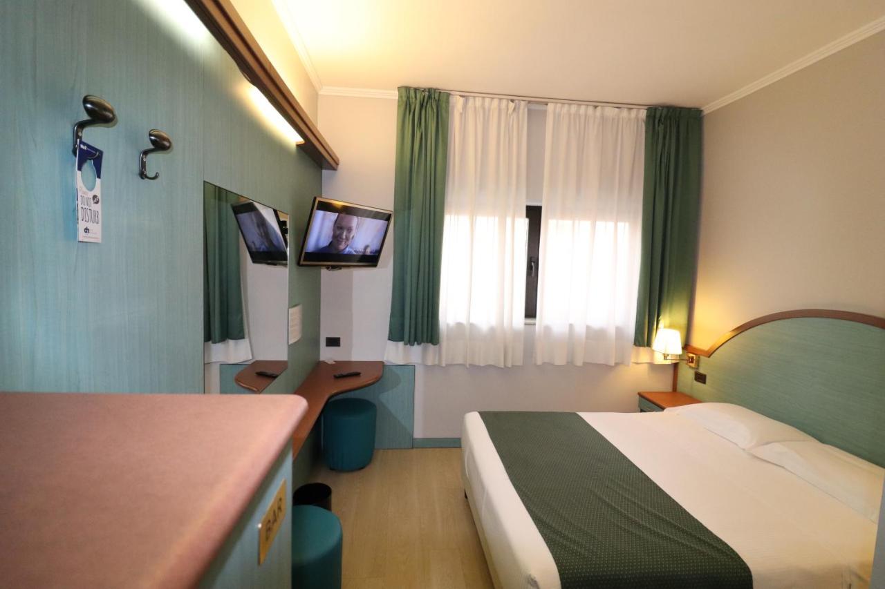 Domenichino Hotel 3*