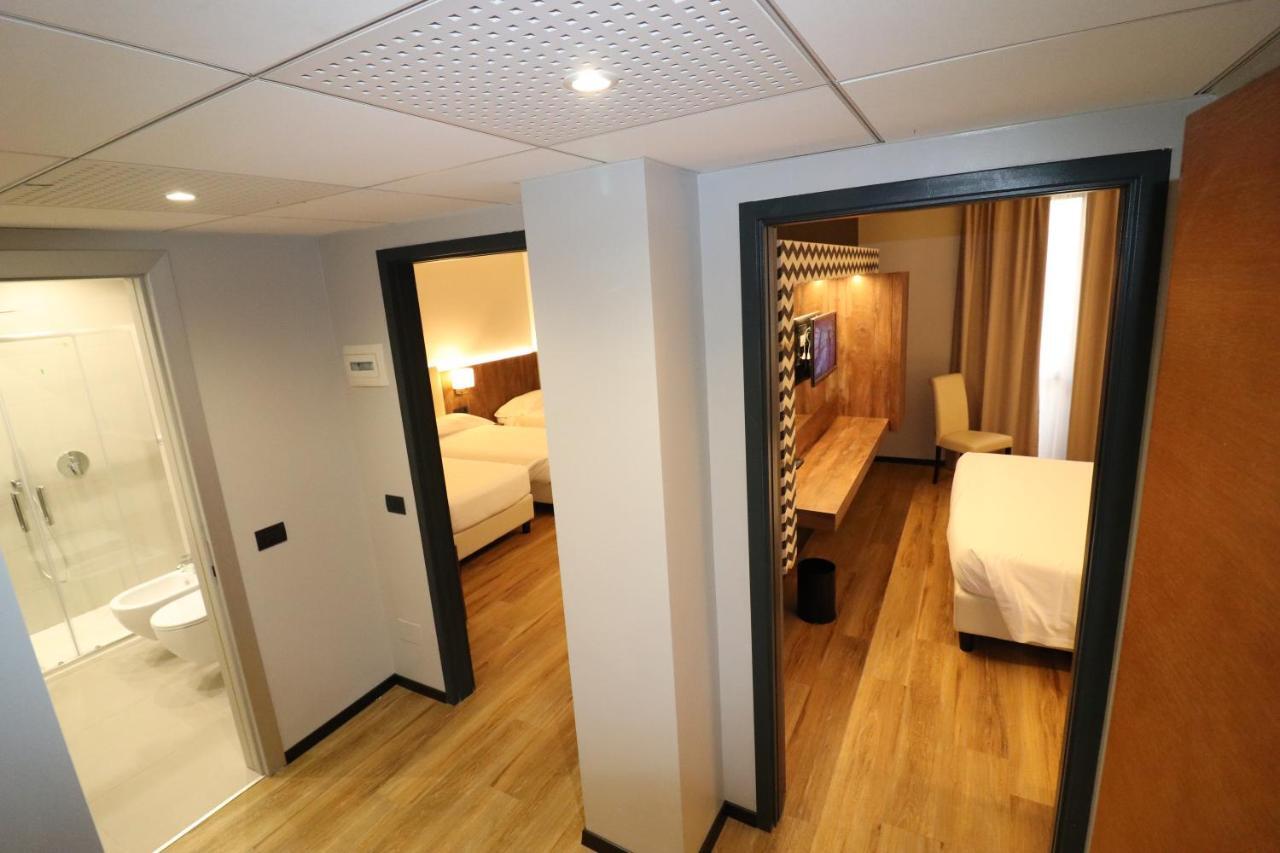 Domenichino Hotel 3*