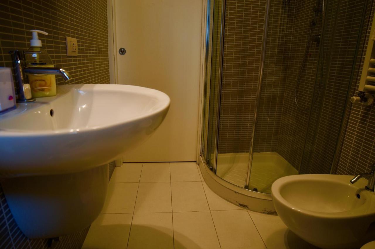 Apartment Splendido Trilocale Zona Isola Mailand
