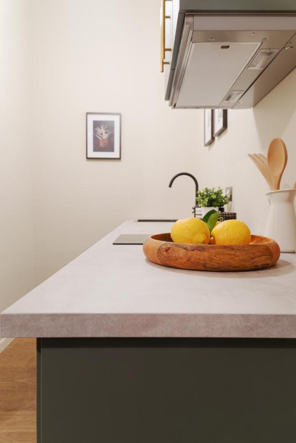 Apartment New & Cozy In Porta Romana Mailand