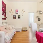 Naviglio Pavese Cosy Apartment