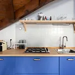Chic Loft Living In Via Farini