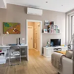 Porta Romana Modern And Cosy Apartment