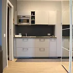 Cozy And Sweet Apartment 292