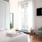 Bmore Duomo - Luxury Apartments Near Duomo