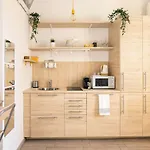A Yellow Touch - Modern Studio In Isola Milano
