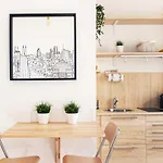 A Yellow Touch - Modern Studio In Isola Milano