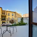 Candoglia Halldis Apartments
