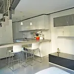 Urban House - Nice Loft Navigli Milan Center