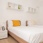 The Best Rent - Gorgeous Two-Bedroom Apartment Close To Cinque Giornate Square