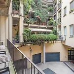 Easylife - Wonderful & Stylish House In The Center