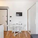 Comfy Studio Near The Central Station