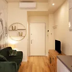 Easyhomes - Vincenzo Monti