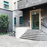 Cozy And Warm 1 Bedroom Apt - Via Sapeto