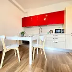 15 Minuti Dall\'Istituto Ortopedico Galeazzi - Appartamento Silenzioso Con Cucina, Wifi E Netflix