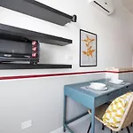 Naviglio Pavese Studio Apartment