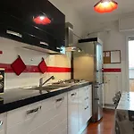 Adriano Metro & Comfort Suites - Affitti Brevi Italia