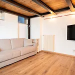 Navigli Area- New Loft Fully Equipped 5 Pax