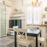Bnbutler - Riccardo Galli - Incantevole Appartamento, Come A Casa Vostra!