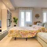 Caseospitali - Casa Janas, Elegante Trilocale Per 5 In Zona Centrale
