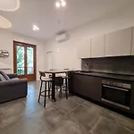 Porta Romana - Caldara Charme Apartment