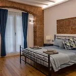 Luxury Apartment In Milan Center