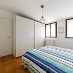 Porta Genova Balcony Apartment