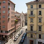 Amazing House In Porta Venezia By Easylife