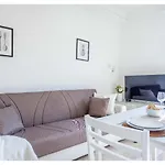 Joivy Sublime Flat With Balcony