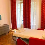 Castel Morrone Apartment