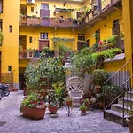 Cozy Apartment Navigli