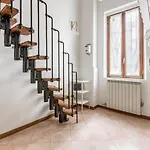 New! Studio Apt 700M From Corso Lodi!