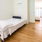Brera Livings, Charming Flat Near Duomo