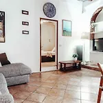 Joivy Fabulous Flat In Central Milan