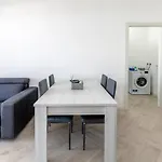 12° Piano Torre Diamante - 67