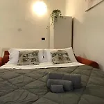 Mini Lambro